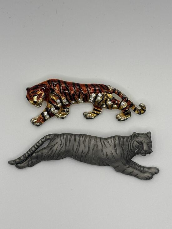 Unbranded Jewelry - Vintage Tiger Brooch Lot of 2 Enamel Rhinestone Pewter Tone Wild Cat Pins